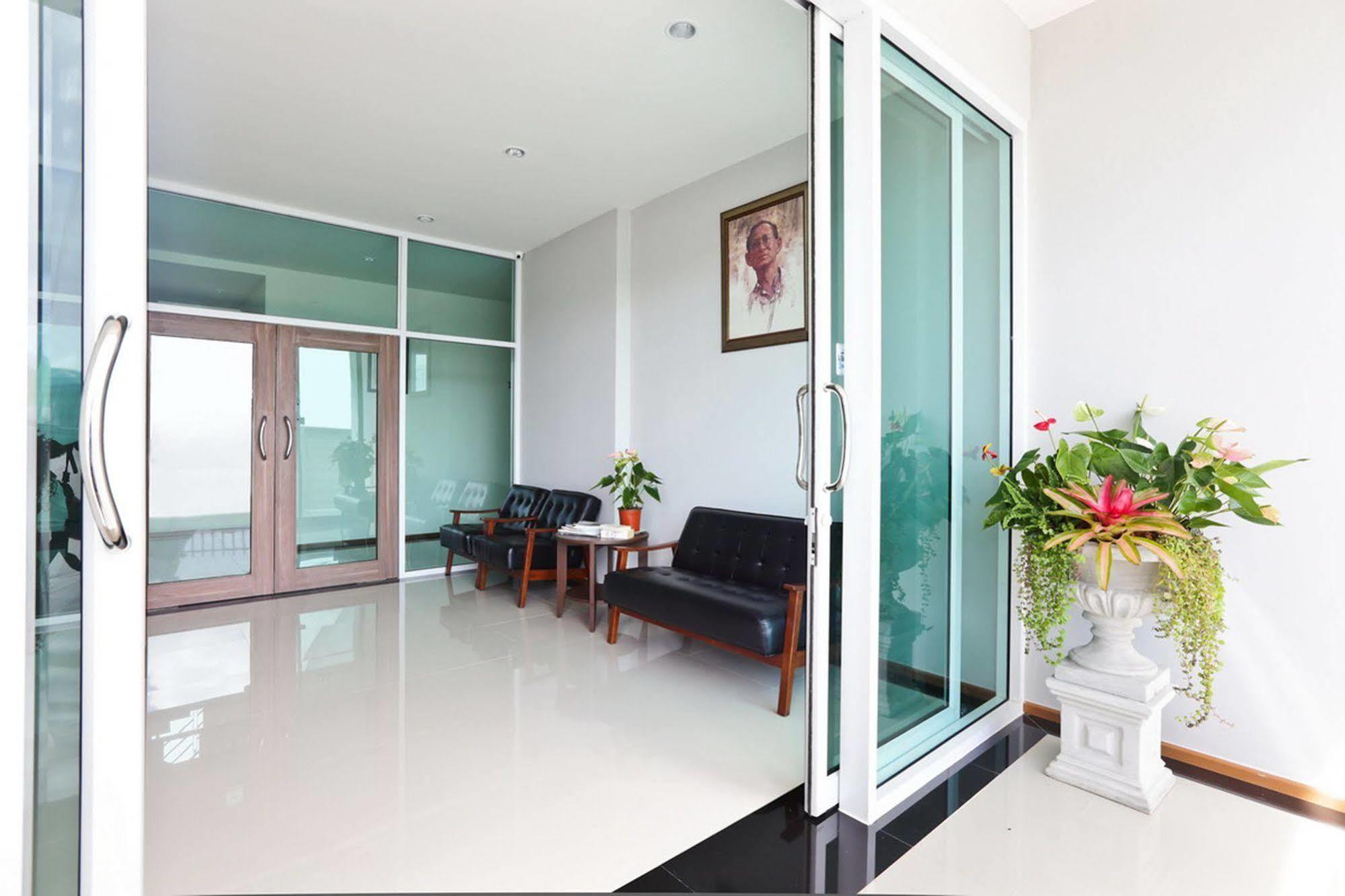Rangh Place Ban Map Samet Daeng Exterior foto