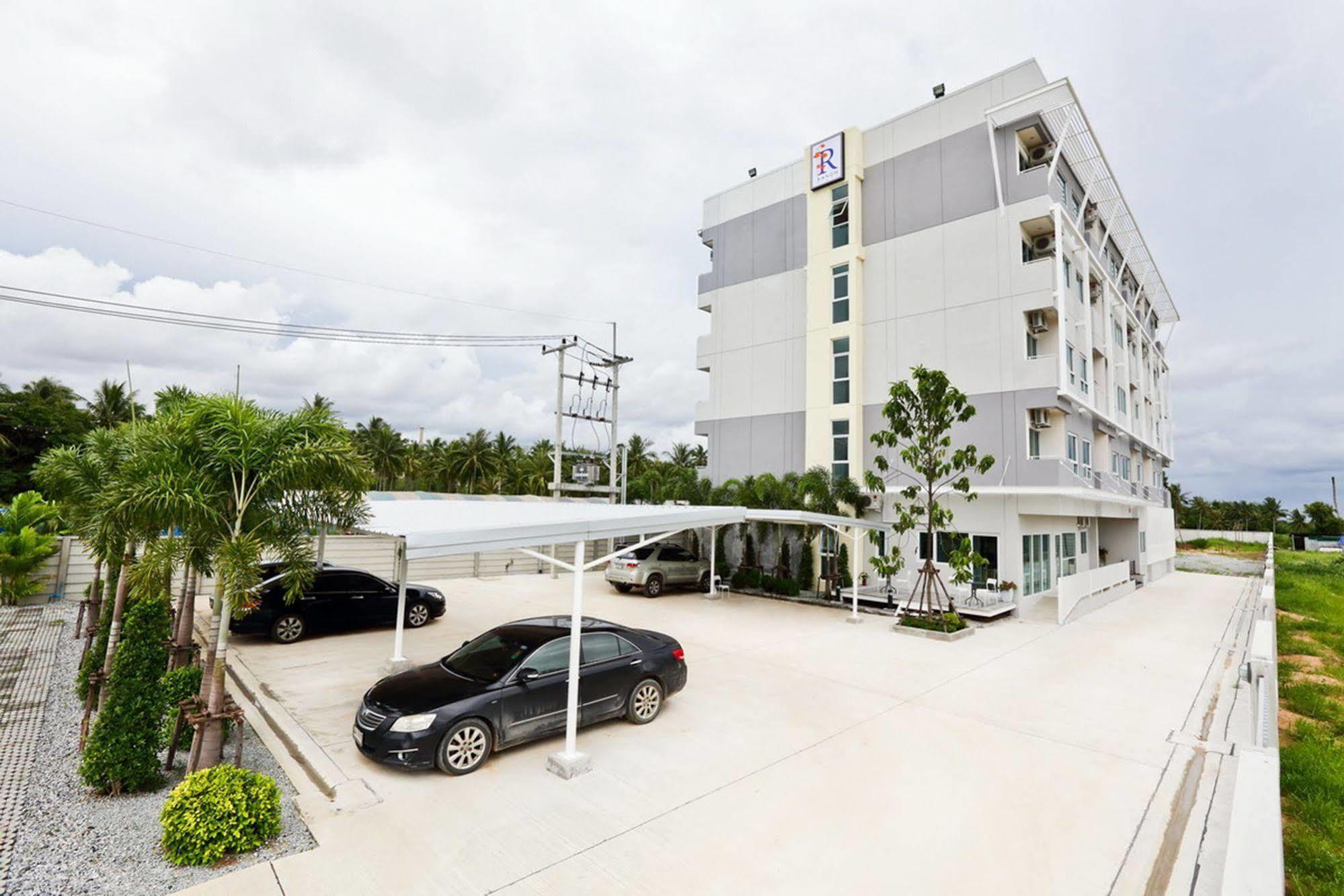 Rangh Place Ban Map Samet Daeng Exterior foto